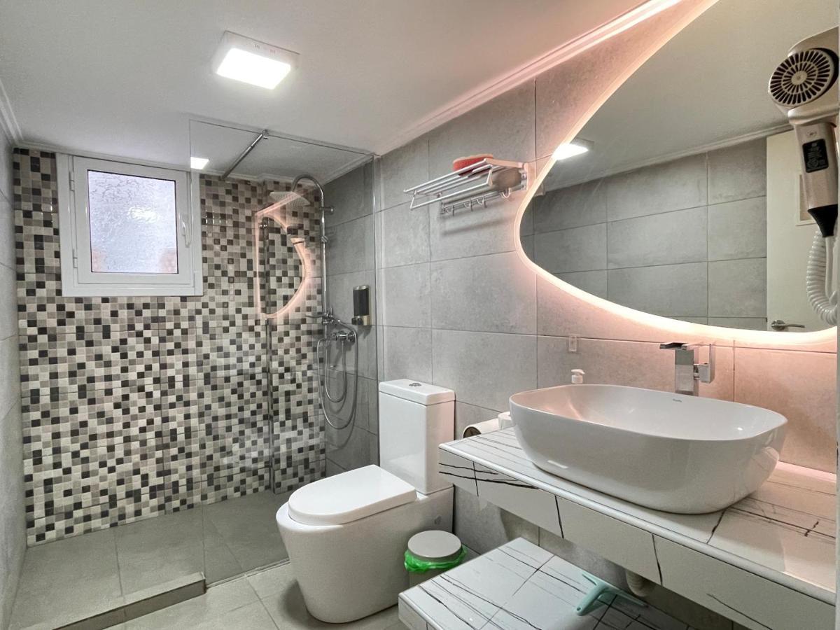 Uoohome7 Garden One Bedroom Atenas Exterior foto