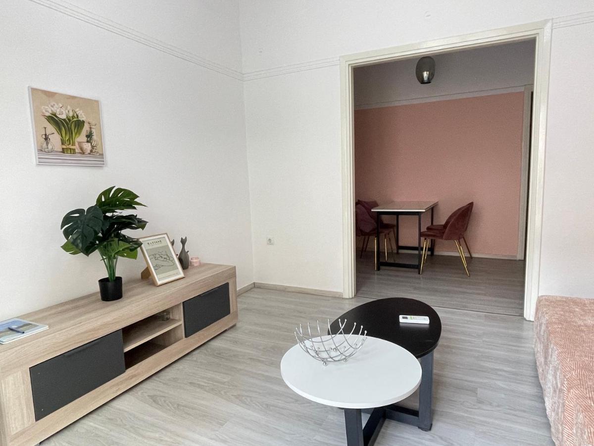Uoohome7 Garden One Bedroom Atenas Exterior foto
