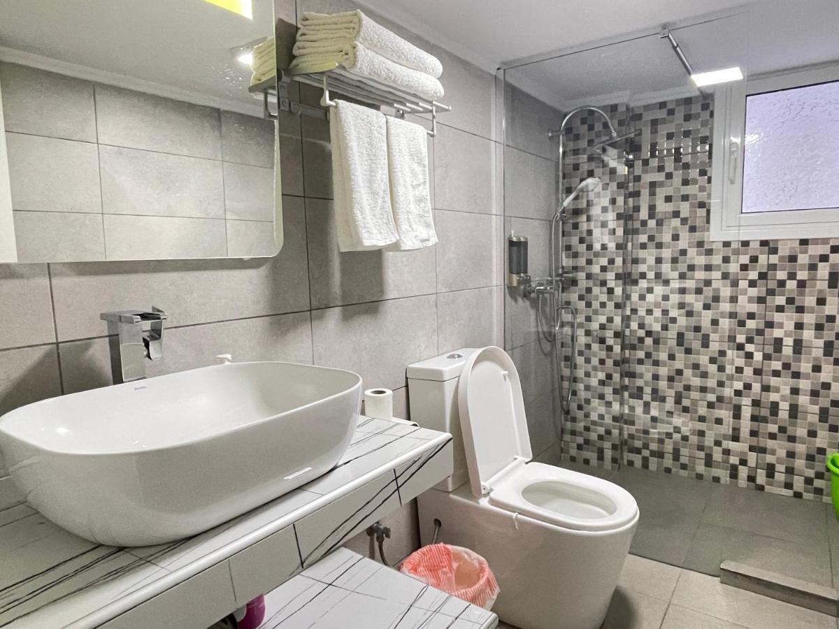 Uoohome7 Garden One Bedroom Atenas Exterior foto