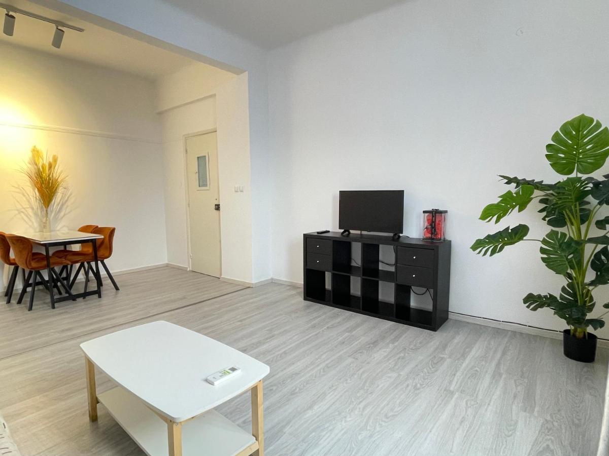 Uoohome7 Garden One Bedroom Atenas Exterior foto