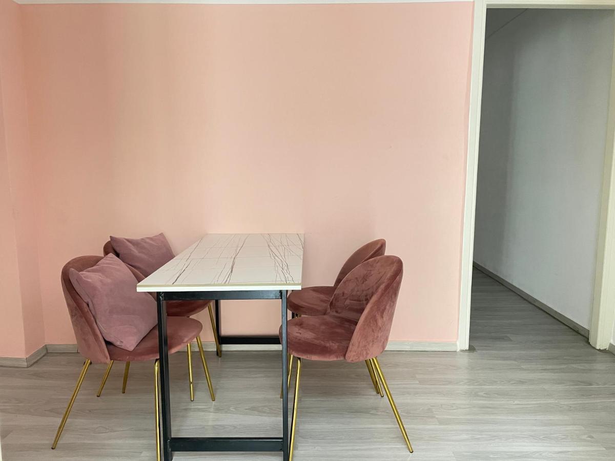 Uoohome7 Garden One Bedroom Atenas Exterior foto